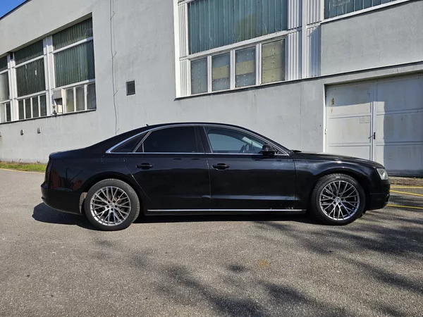 Audi A8 3.0TDI QUATTRO - foto 6