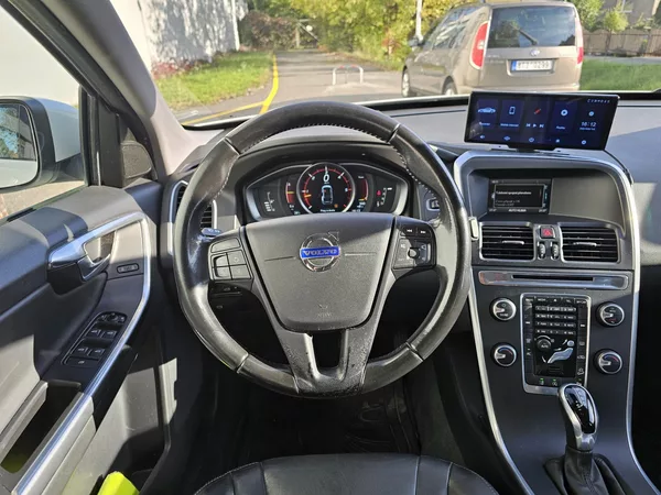 Volvo XC60 D4 AWD TAŽNÉ AUTOMAT - foto 12