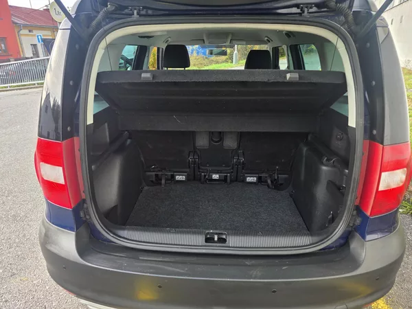 Škoda Yeti 2.0 TDi 81kw - foto 16