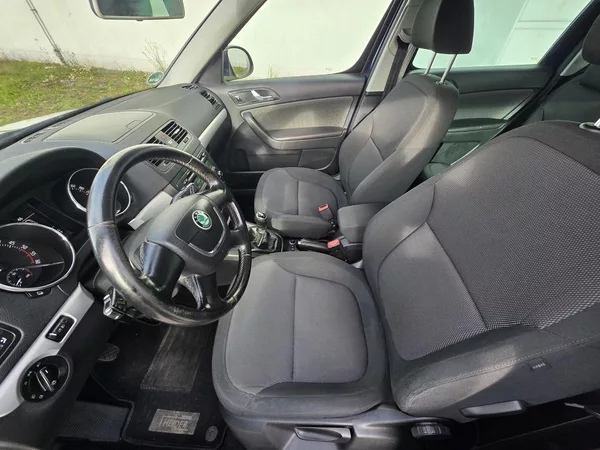 Škoda Yeti 2.0 TDi 81kw - foto 9