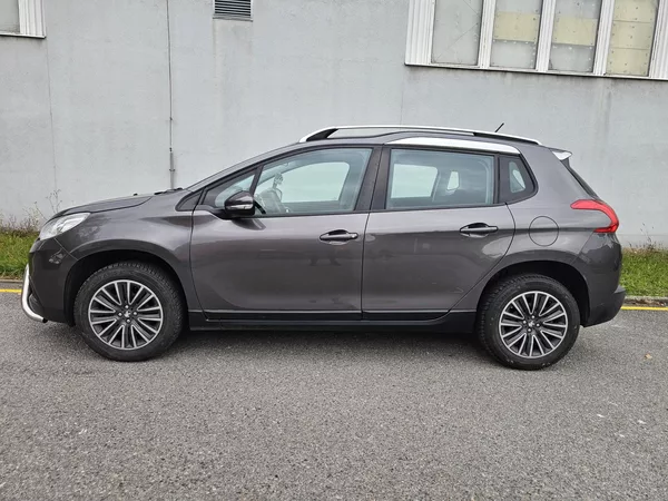 Peugeot 2008 1.2i TAŽNÉ - foto 2