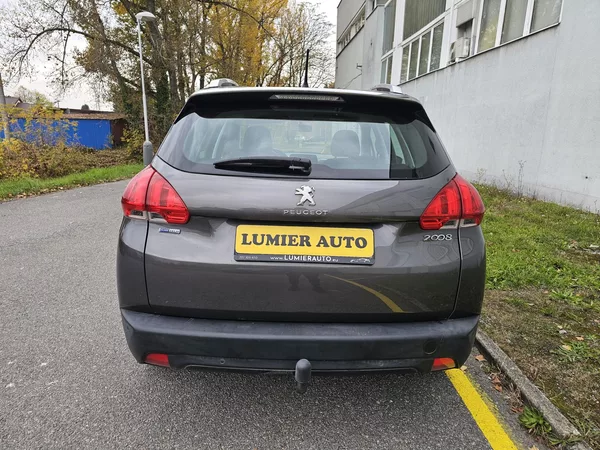 Peugeot 2008 1.2i TAŽNÉ - foto 4