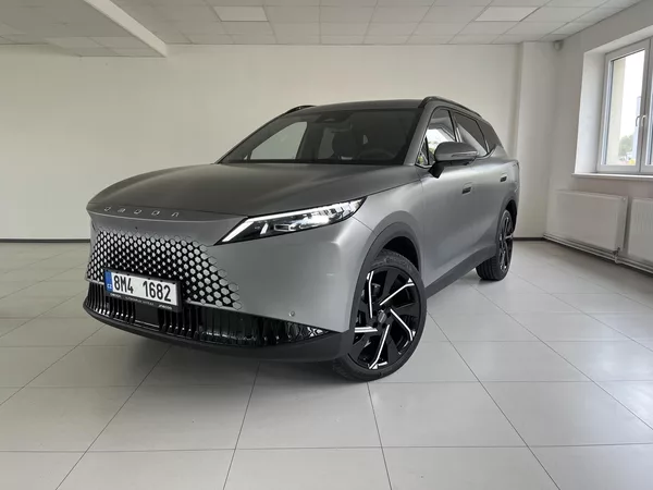Omoda PHEV PREMIUM