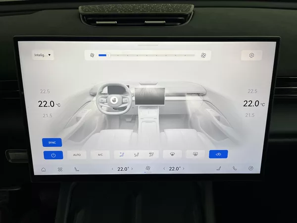 Omoda PHEV PREMIUM - foto 15