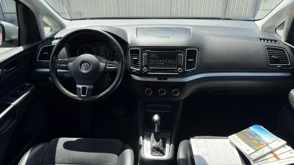 Volkswagen Sharan 2.0TSi*147kW*DSG*7MÍST*WEBASTO - foto 12