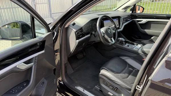 Volkswagen Touareg 3.0TDi*210kW*EXKLUSIVE* - foto 12