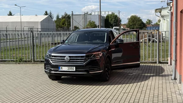 Volkswagen Touareg 3.0TDi*210kW*EXKLUSIVE* - foto 24