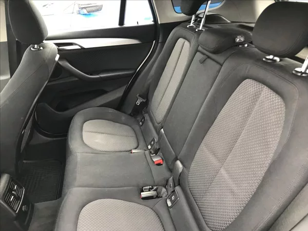 BMW X1 2,0 XDRIVE 4x4 - foto 15