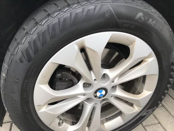 BMW X1 2,0 XDRIVE 4x4 - foto 18