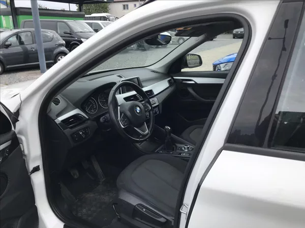 BMW X1 2,0 XDRIVE 4x4 - foto 7