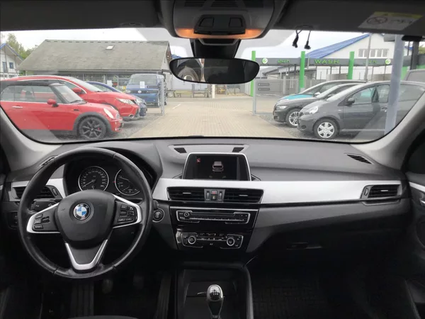BMW X1 2,0 XDRIVE 4x4 - foto 9