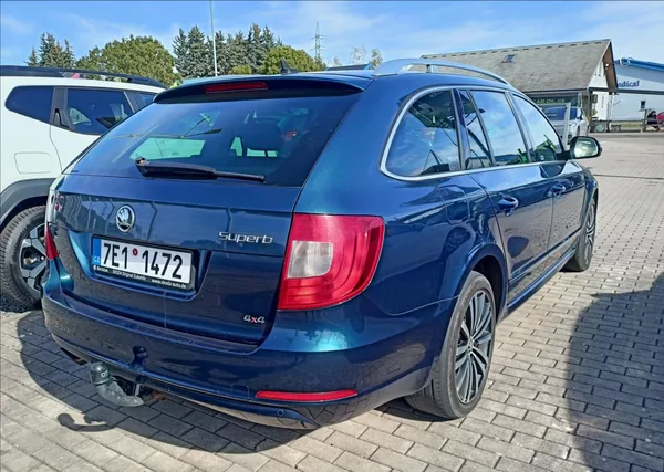 Škoda Superb 2,0 DSG 4x4 - foto 3