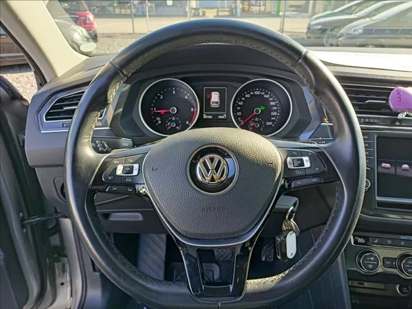 Volkswagen Tiguan 2,0 2.0 TDI 110 kW DSG Automa - foto 12