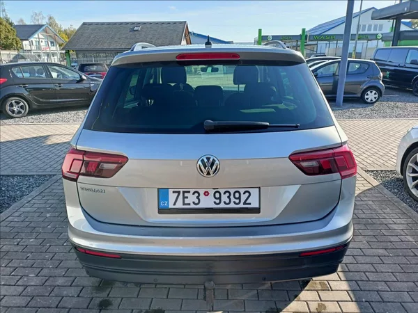 Volkswagen Tiguan 2,0 2.0 TDI 110 kW DSG Automa - foto 4
