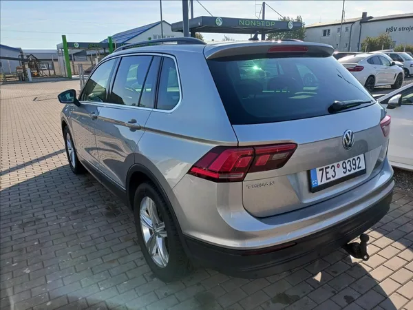 Volkswagen Tiguan 2,0 2.0 TDI 110 kW DSG Automa - foto 5