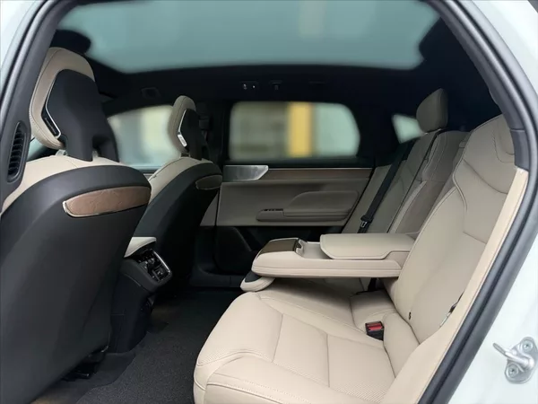 Volvo ES90 Ultra RWD Ext. Range 0525 - foto 11