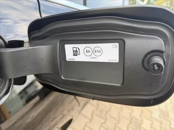 Volvo V60 2,0 B4 Plus Bright 6247 - foto 13