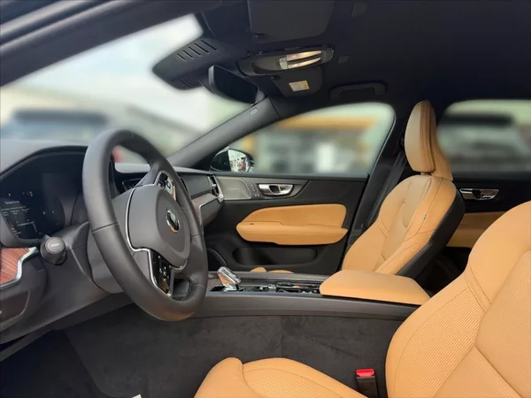 Volvo V60 2,0 B4 Plus Bright 6247 - foto 7