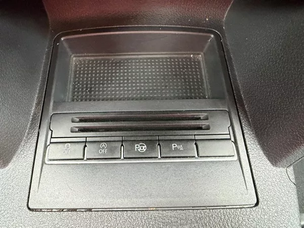 Volkswagen Touran 1,6 TDi BLUEMOTION STYLE - foto 25