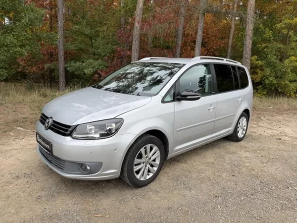 Volkswagen Touran 1,6 TDi BLUEMOTION STYLE - foto 3