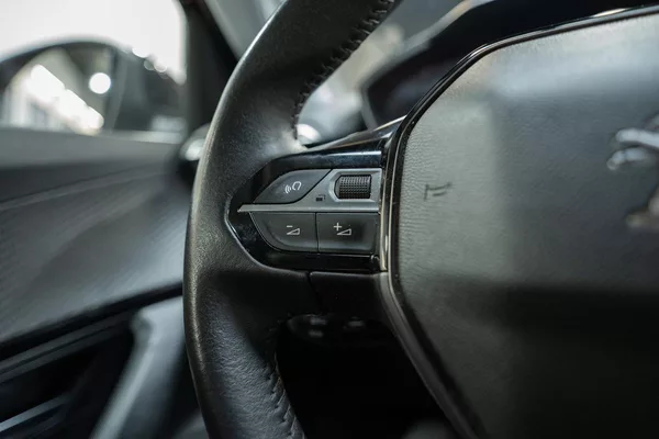Peugeot 2008 1.2 PureTech 96 kW - foto 18