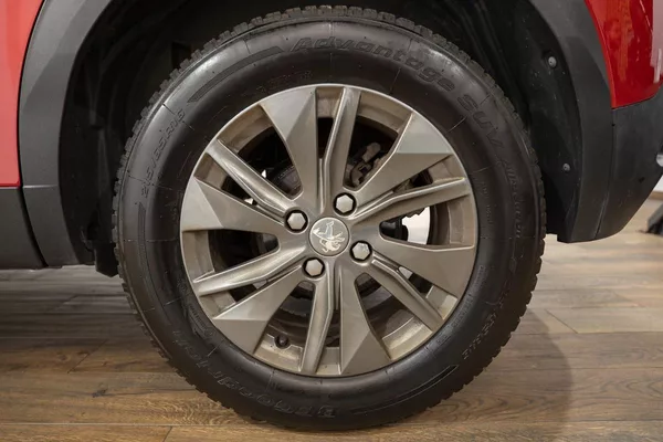 Peugeot 2008 1.2 PureTech 96 kW - foto 26