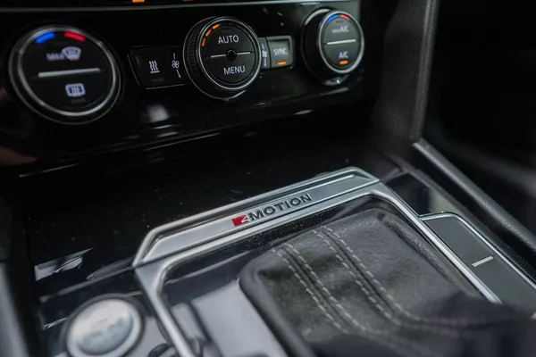 Volkswagen Arteon 2.0 TDI R-Line 140 kW - foto 16