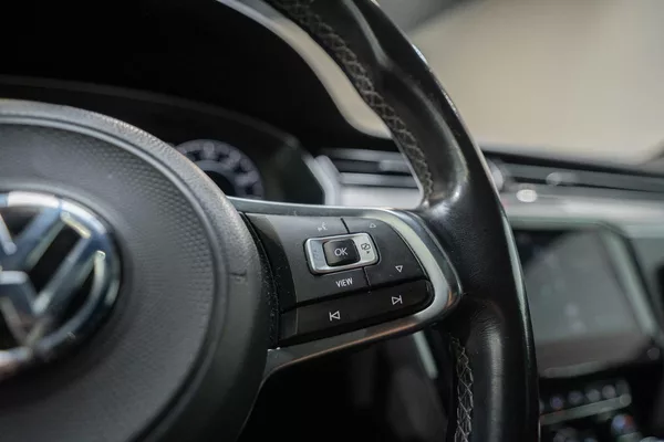 Volkswagen Arteon 2.0 TDI R-Line 140 kW - foto 18