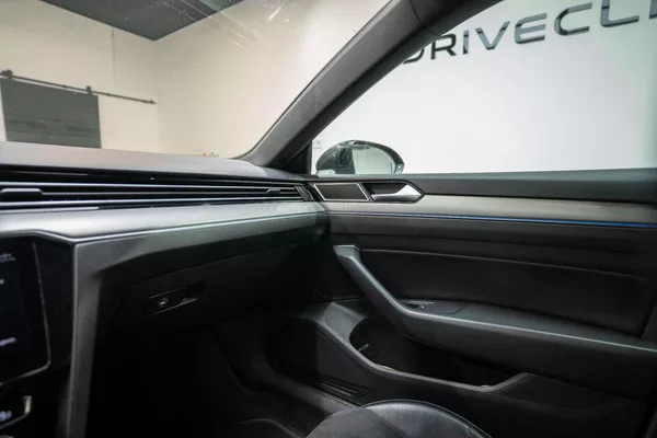Volkswagen Arteon 2.0 TDI R-Line 140 kW - foto 23