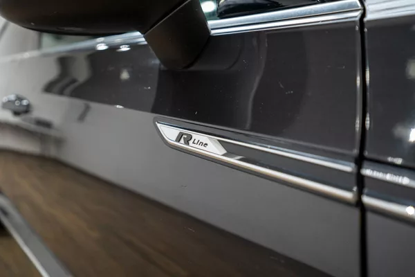 Volkswagen Arteon 2.0 TDI R-Line 140 kW - foto 28