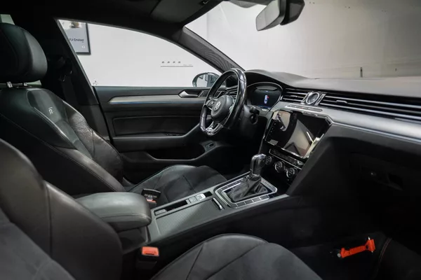 Volkswagen Arteon 2.0 TDI R-Line 140 kW - foto 8