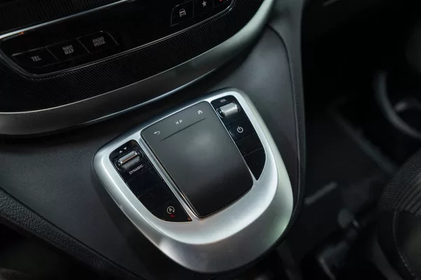 Mercedes-Benz V300d 4MATIC 176 kW - foto 15