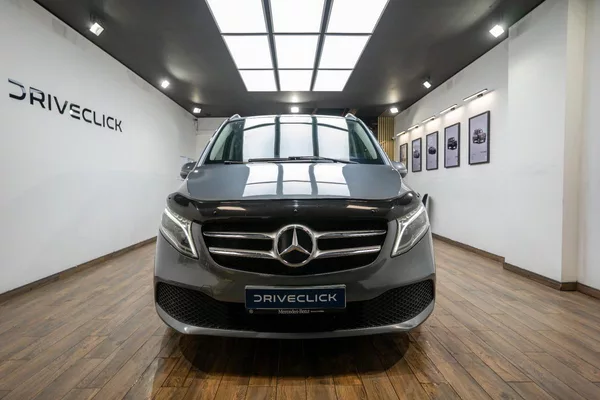 Mercedes-Benz V300d 4MATIC 176 kW - foto 2