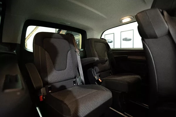 Mercedes-Benz V300d 4MATIC 176 kW - foto 21
