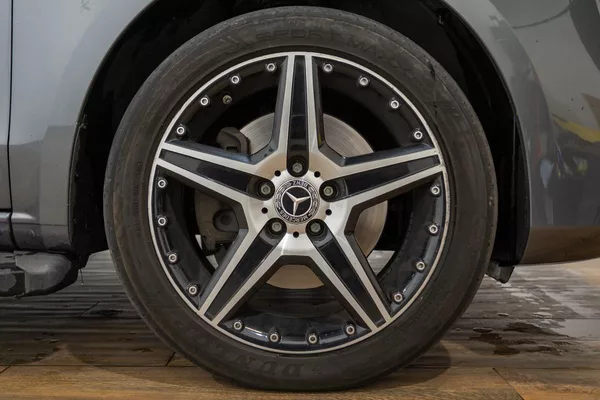 Mercedes-Benz V300d 4MATIC 176 kW - foto 31