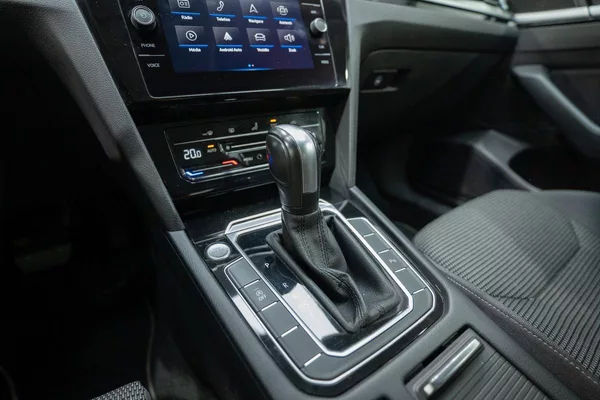 Volkswagen Arteon 2.0 TDI DSG R-Line 110 kW - foto 15