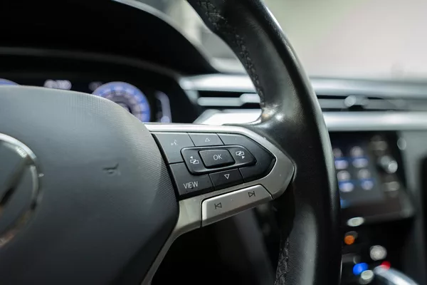 Volkswagen Arteon 2.0 TDI DSG R-Line 110 kW - foto 18