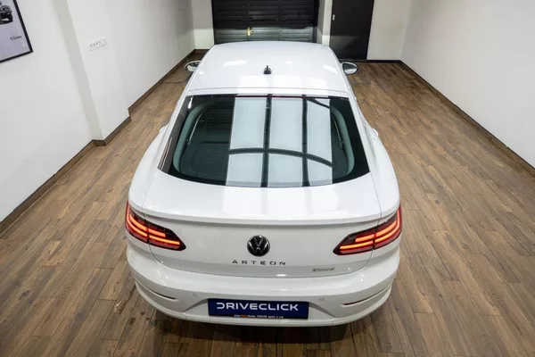Volkswagen Arteon 2.0 TDI DSG R-Line 110 kW - foto 5