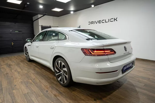 Volkswagen Arteon 2.0 TDI DSG R-Line 110 kW - foto 6