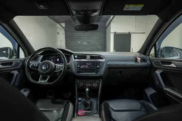Volkswagen Tiguan Allspace 2.0 TSI 162 kW 4Motion R-Line - foto 10