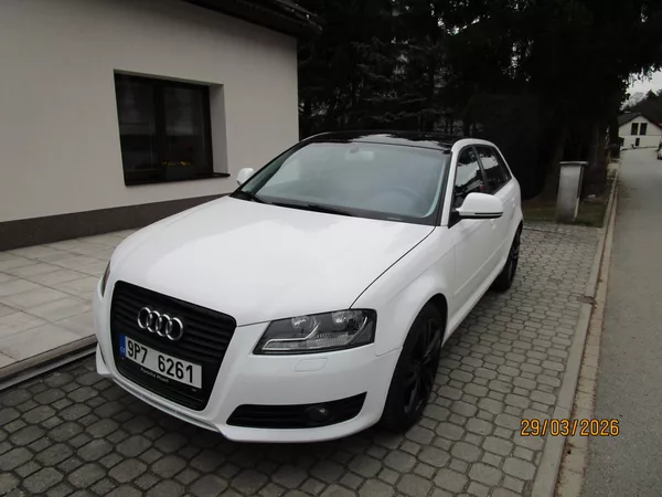 Audi A3 2,0 TDi DSG panorama