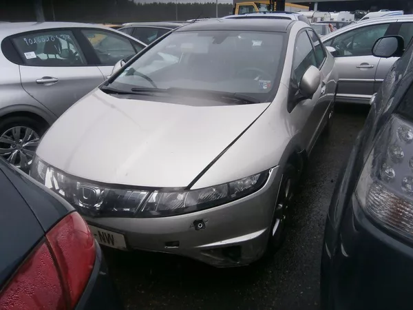 Honda Civic 2,2 cdti, ACdigi,6 rychlostí
