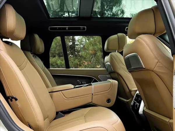 Land Rover Range Rover 3,0 D350 AUTOBIOGRAPHY SWB - foto 35