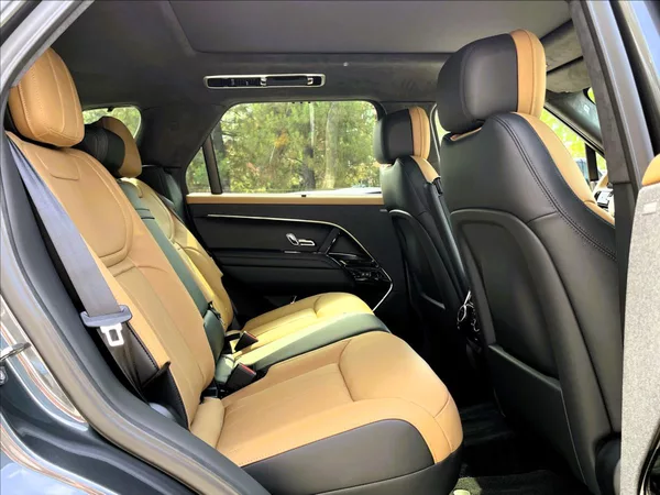 Land Rover Range Rover Sport 3,0 D300 DYNAMIC SE - foto 28