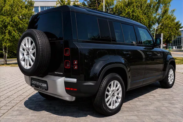 Land Rover Defender 110 D200 S - foto 8