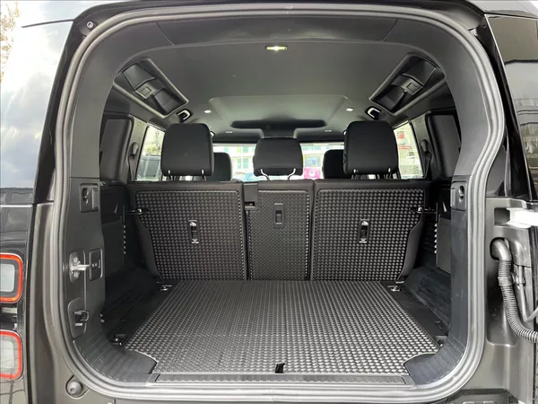 Land Rover Defender 110 D200 S* - foto 6