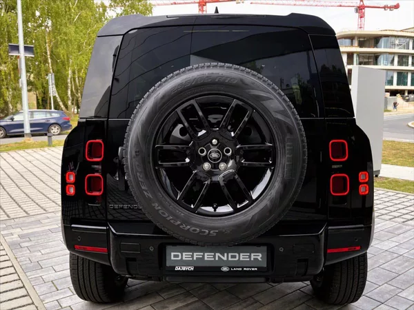 Land Rover Defender 110 D200 S - foto 4