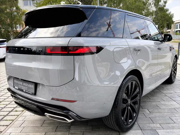Land Rover Range Rover Sport 3,0 P460e DYNAMIC SE PHEV - foto 10