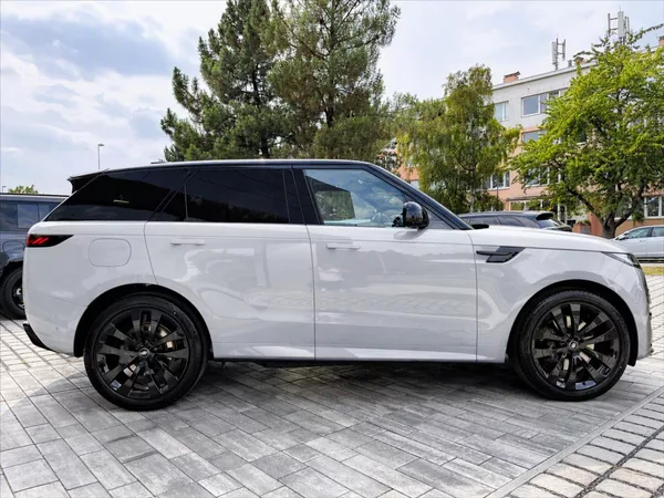 Land Rover Range Rover Sport 3,0 P460e DYNAMIC SE PHEV - foto 11