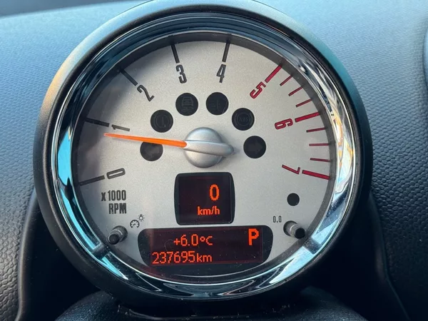 Mini Countryman 2.0 D 105kW AUT - foto 11